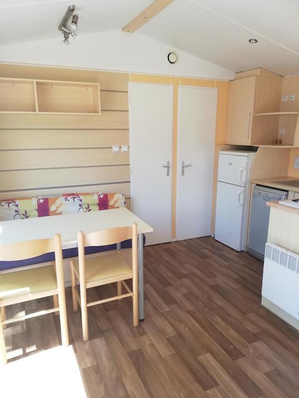 Hebergements Camping "Les Pieds Dans L'Eau" Crozon Extérieur photo